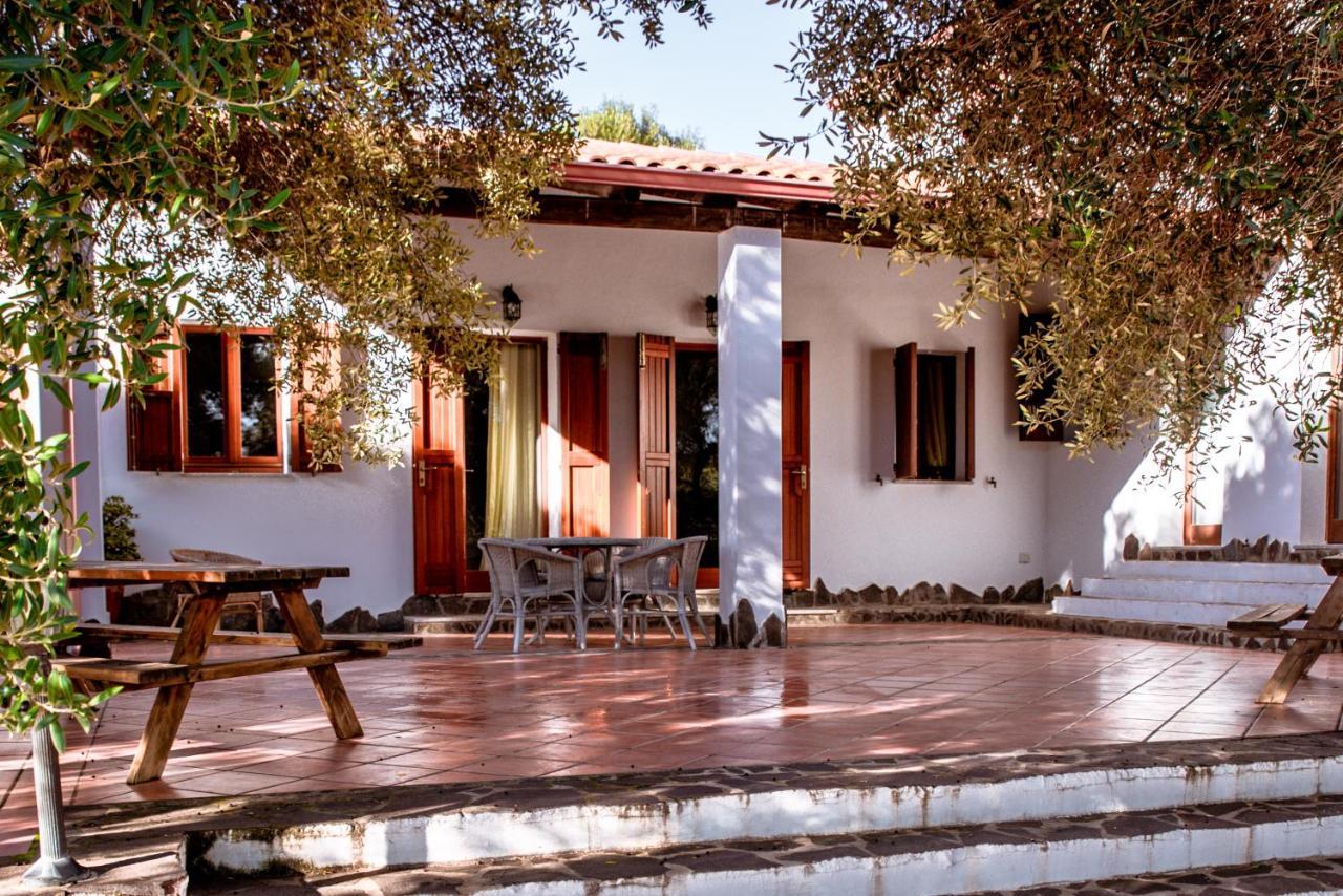 Bed and Breakfast Sa Ruscitta Сант-Антиоко Экстерьер фото